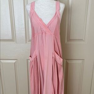 Daily Practice Maxi Dress with V-Neck and Side Pockets